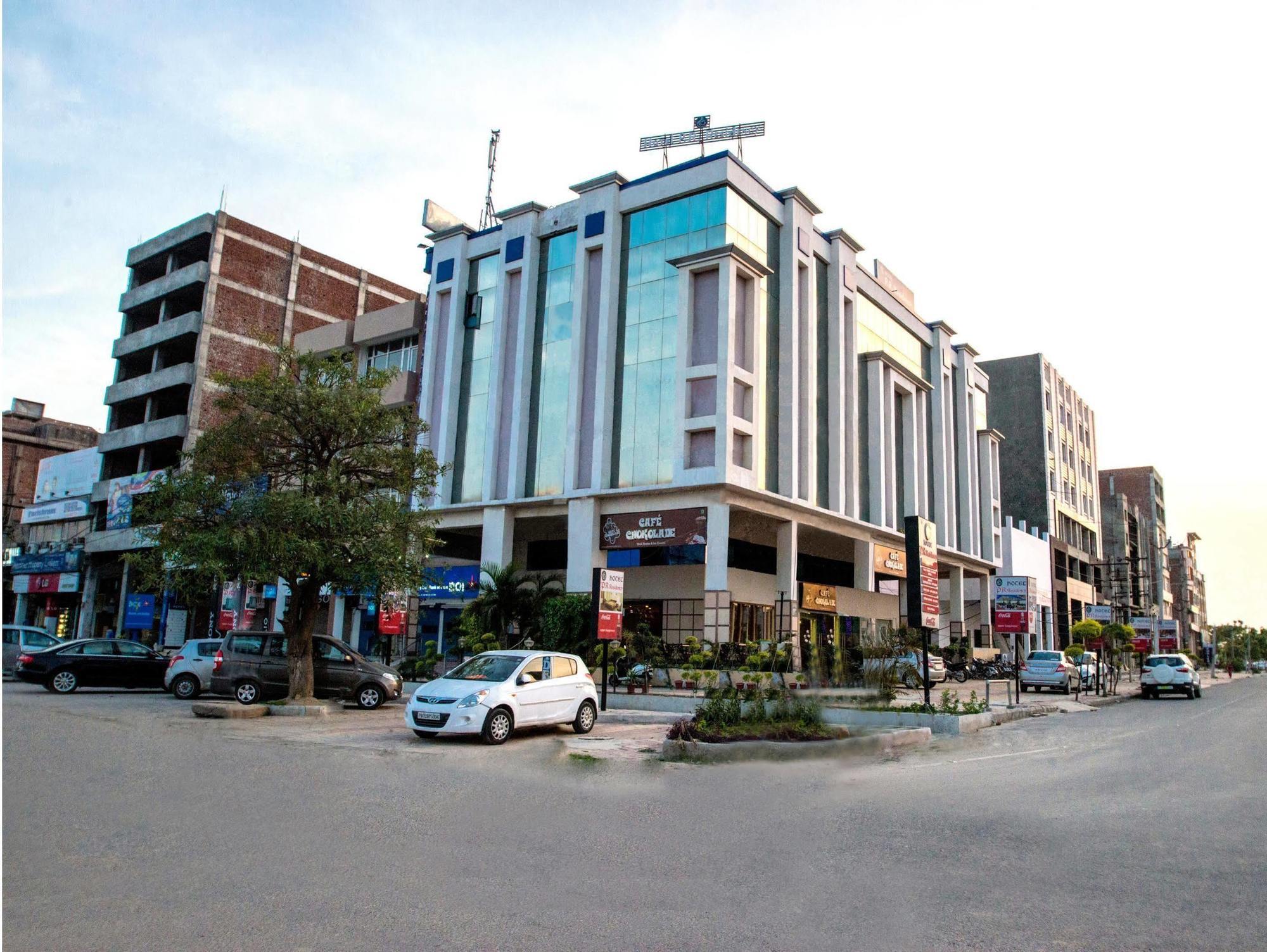 Hotel Pr Residency Amritsar Dış mekan fotoğraf