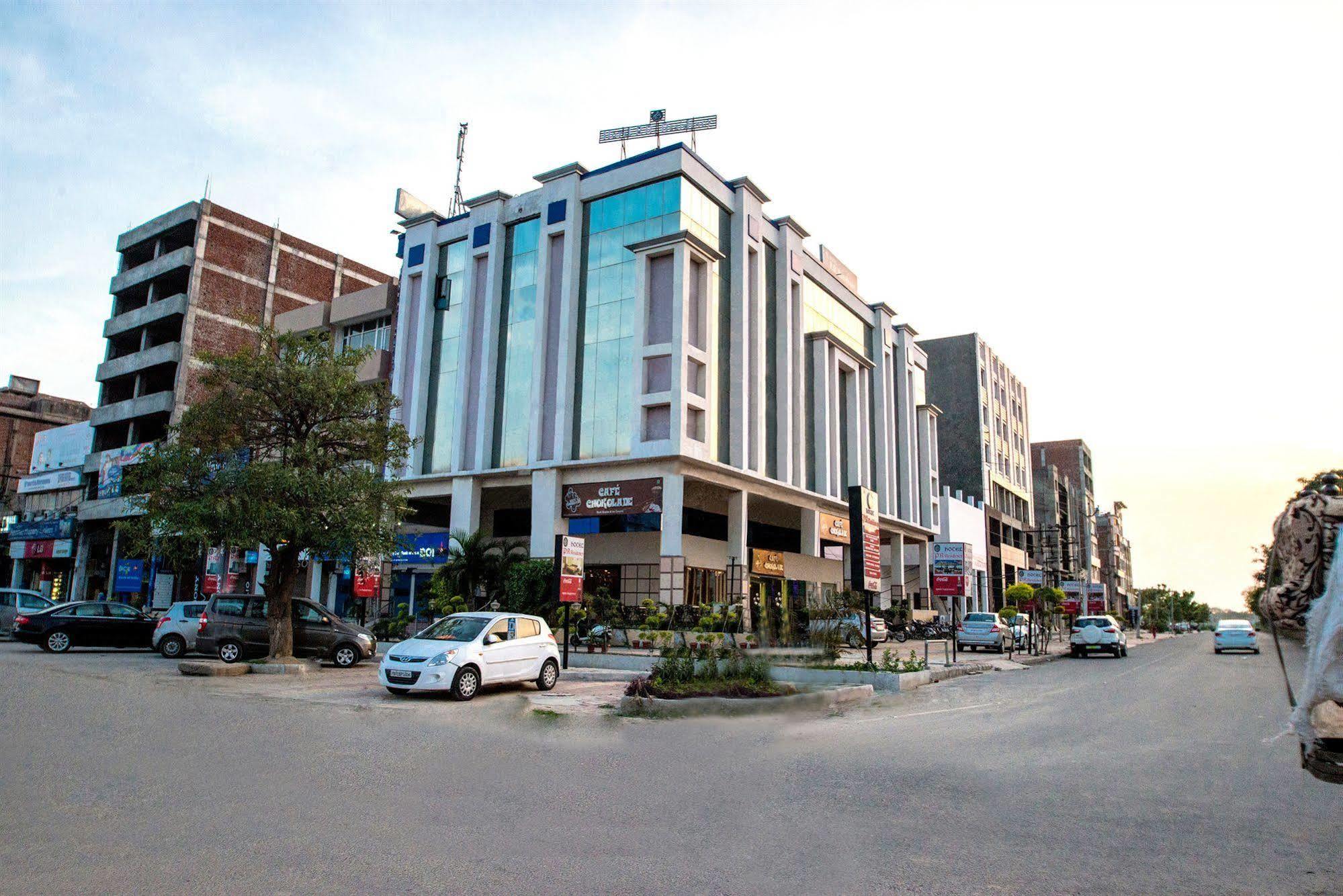 Hotel Pr Residency Amritsar Dış mekan fotoğraf